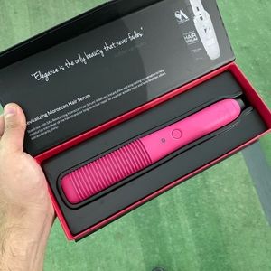 Straightahead professional styling comb